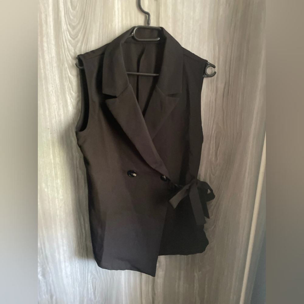 New look vests